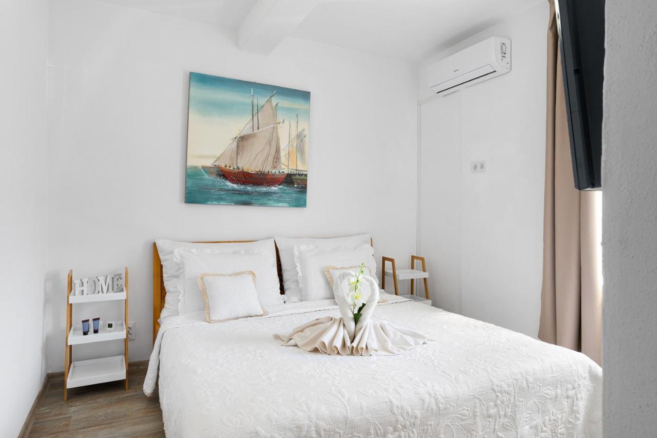 Irene Bed & Breakfast Tisno Exterior photo